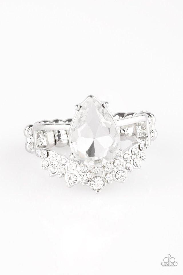 Paparazzi Ring ~ If The Crown Fits - White