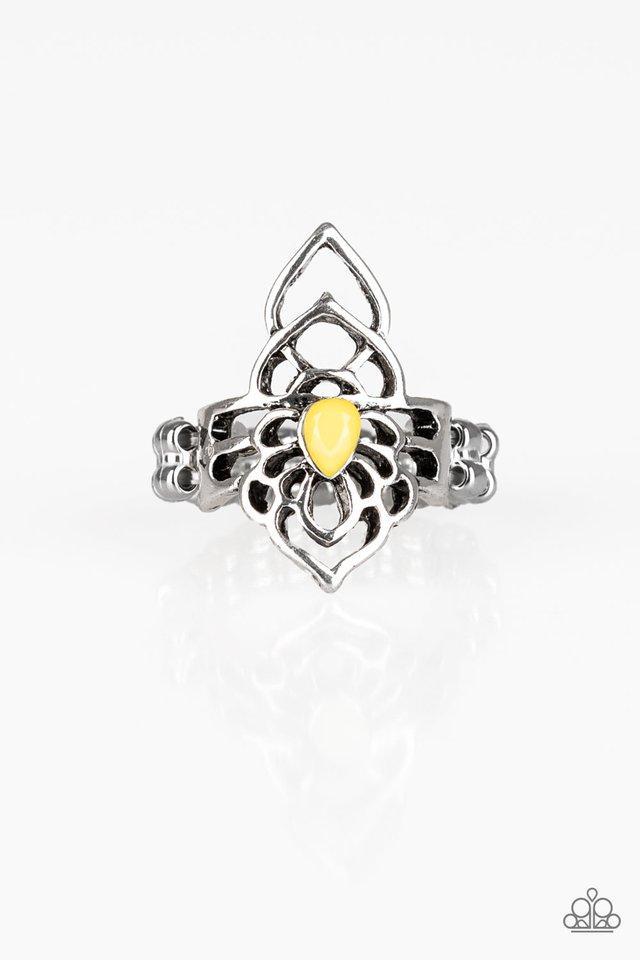 Paparazzi Ring ~ Taj MAHALO - Yellow