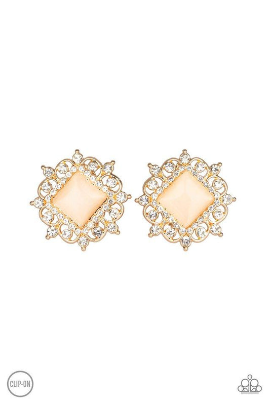 Paparazzi Earring ~ Get Rich Quick - Gold