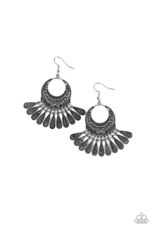 Paparazzi Earring ~ Mesa Majesty - Silver