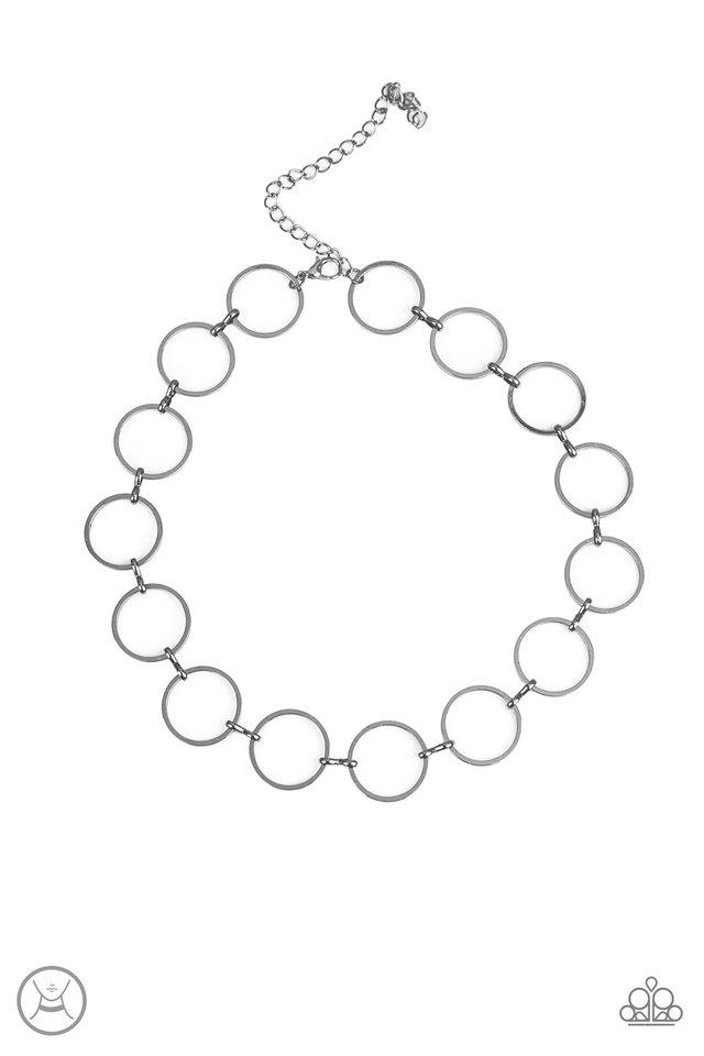 Paparazzi Necklace ~ Retro Metro - Black