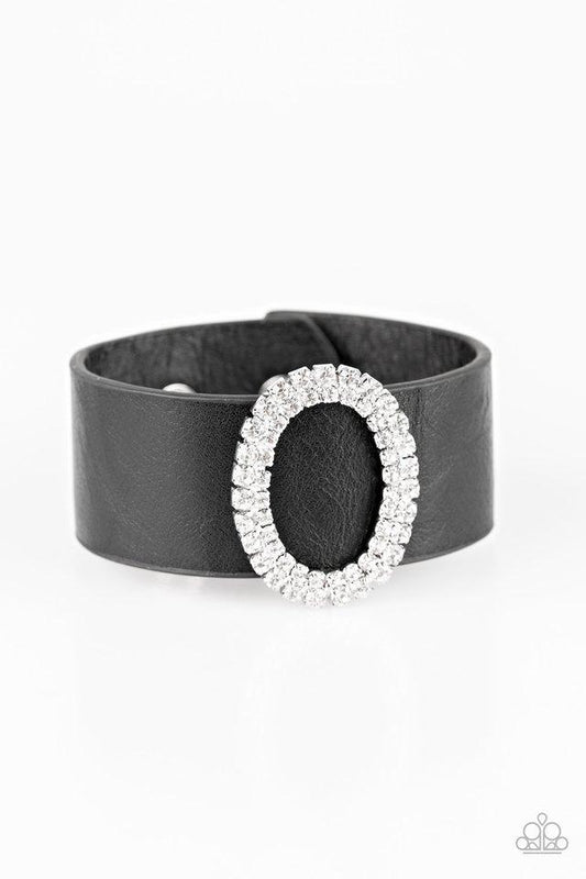 Paparazzi Bracelet ~ Center Stage Starlet - Black