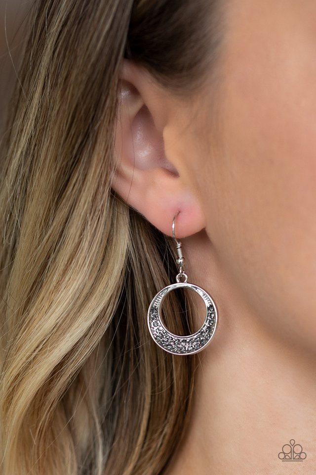 Socialite Luster - Silver - Paparazzi Earring Image