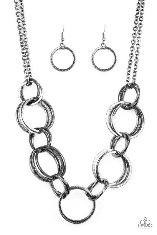 Paparazzi Necklace ~ Jump Into The Ring - Black