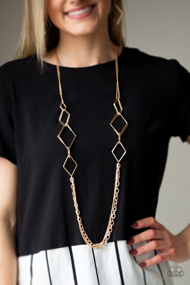 Fashion Fave - Gold - Paparazzi Necklace Image