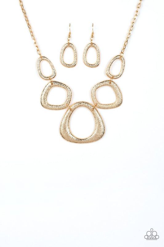 Backstreet Bandit - Gold - Paparazzi Necklace Image