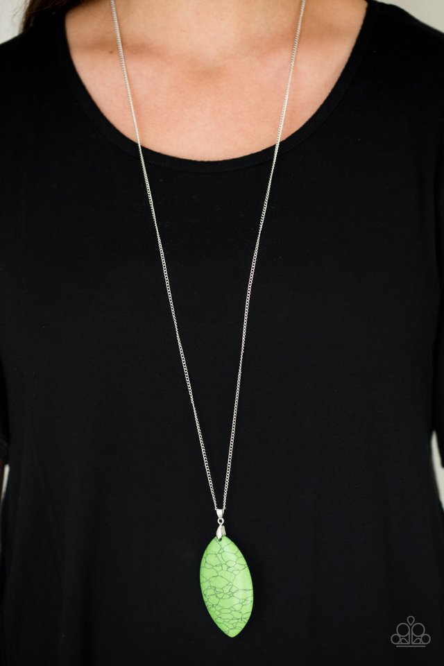 Santa Fe Simplicity - Green - Paparazzi Necklace Image