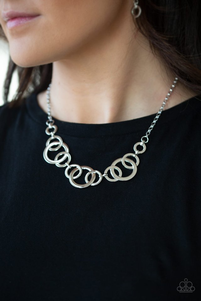 Going In Circles - Silver - Paparazzi Necklace Image