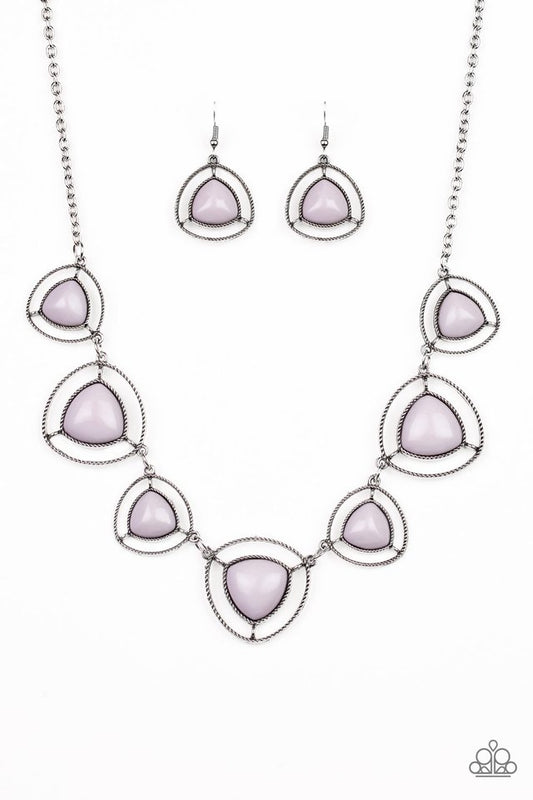 Make A Point - Silver - Paparazzi Necklace Image