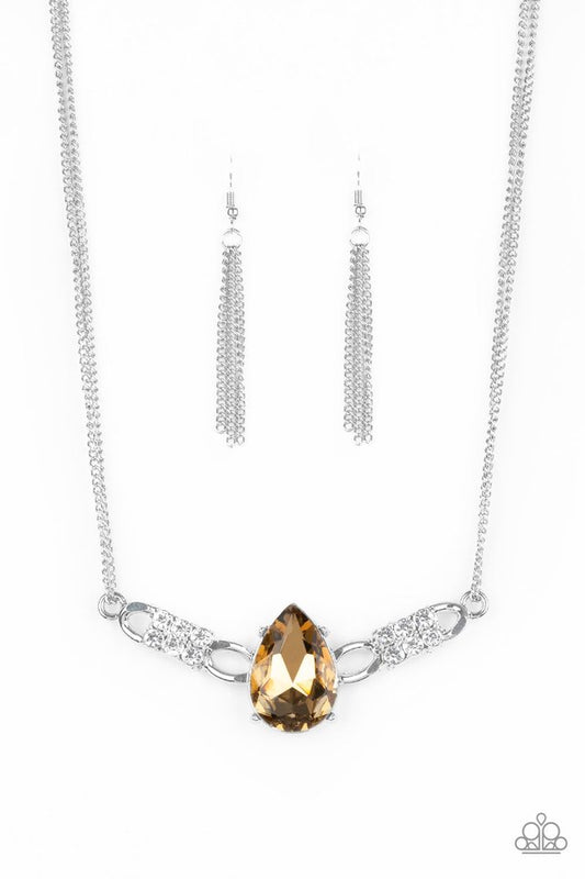 Way To Make An Entrance - Brown - Paparazzi Necklace Image