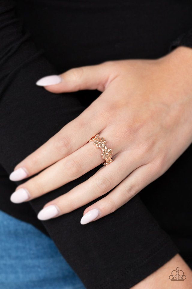 Daisy Dapper - Rose Gold - Paparazzi Ring Image