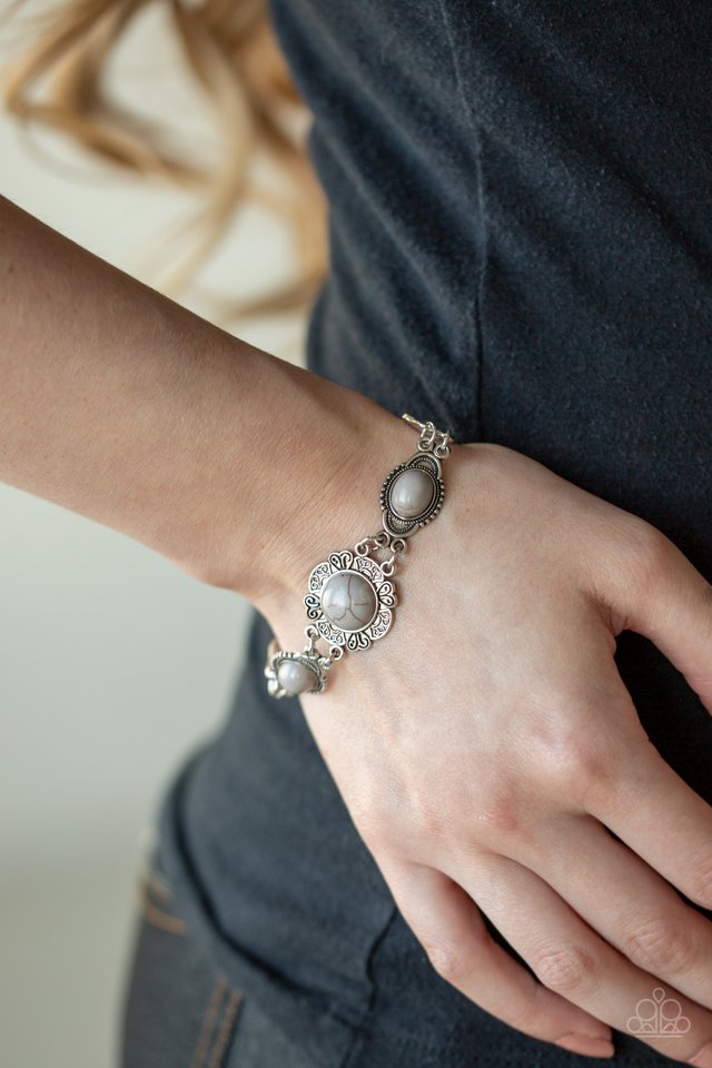 Serenely Southern - Silver - Paparazzi Bracelet Image
