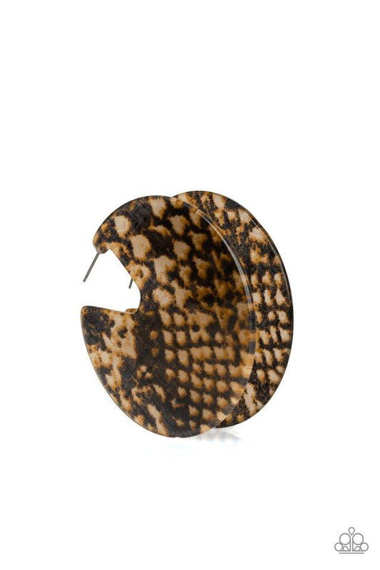 Paparazzi Earring ~ Hit Or HISS - Multi