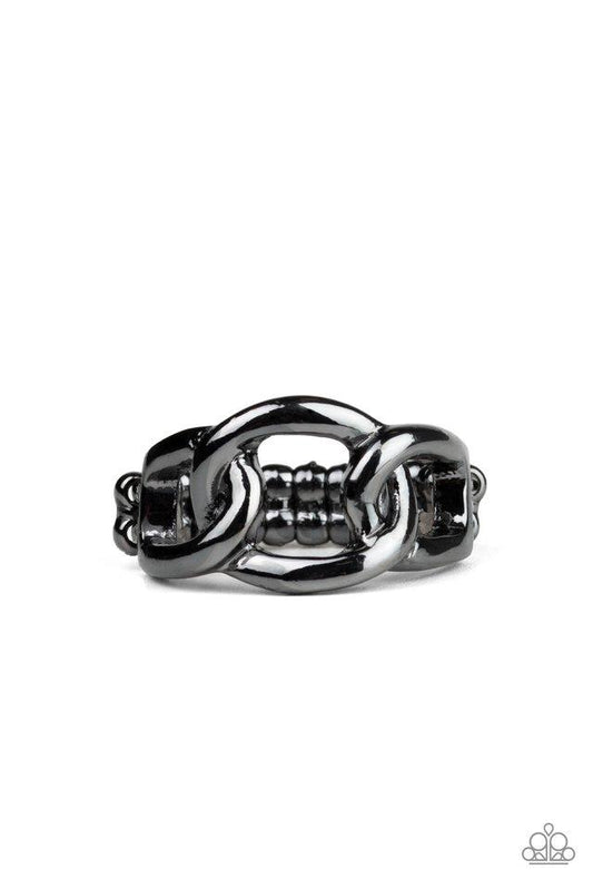 Paparazzi Ring ~ Well Connected - Black