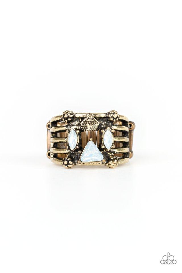 Paparazzi Ring ~ Shape Scene - Brass