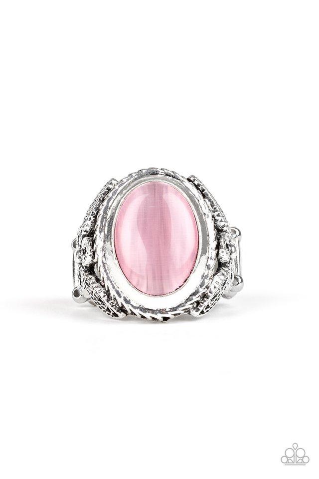 Paparazzi Ring ~ Deep Freeze - Pink
