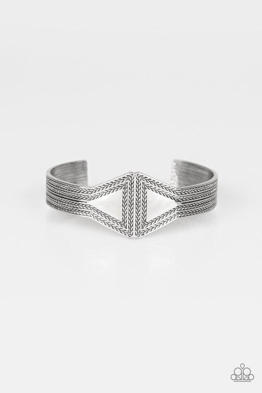 Paparazzi Bracelet ~ Zen Den - Silver