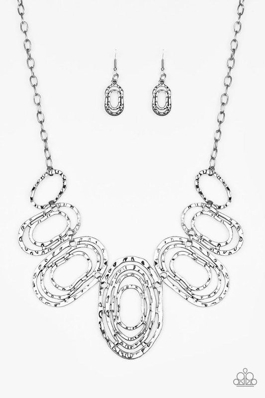 Paparazzi Necklace ~ Empress Impressions - Silver