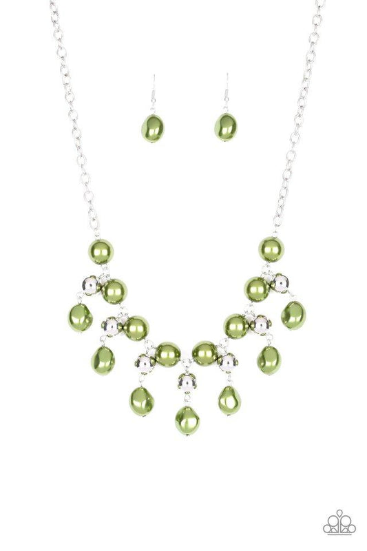 Paparazzi Necklace ~ Queen Of The Gala - Green