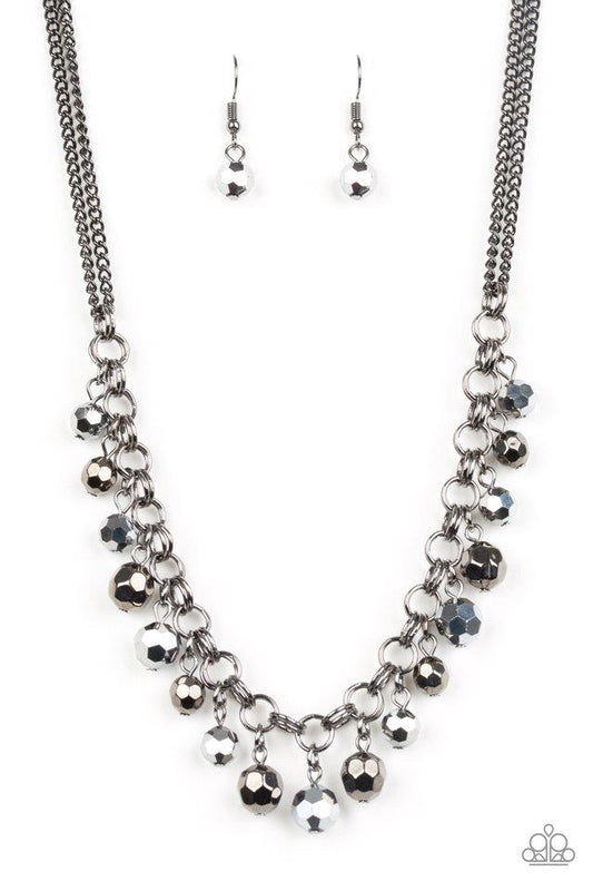 Paparazzi Necklace ~ And The Crowd Cheers - Black