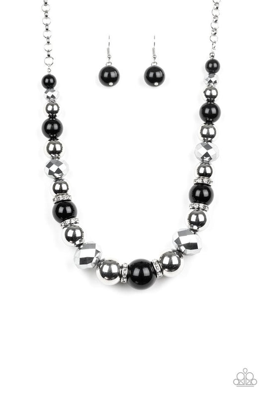 Weekend Party - Black - Paparazzi Necklace Image