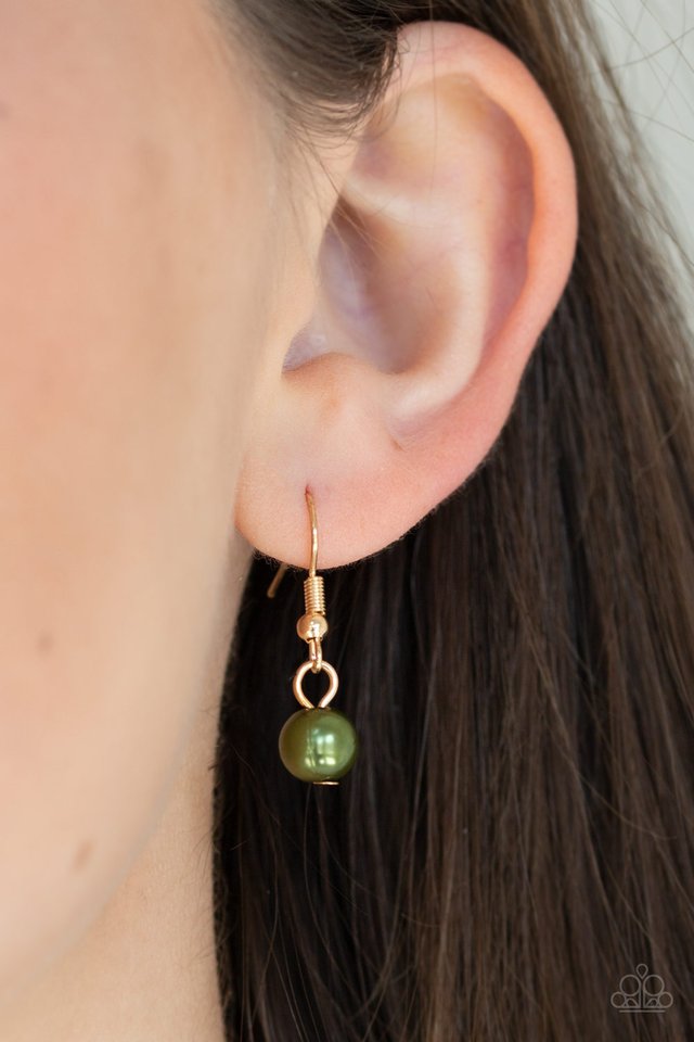 Timeless Taste - Green - Paparazzi Necklace Image