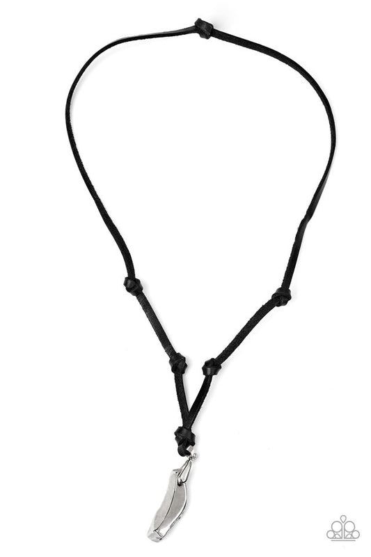 Magnetism - Silver - Paparazzi Necklace Image