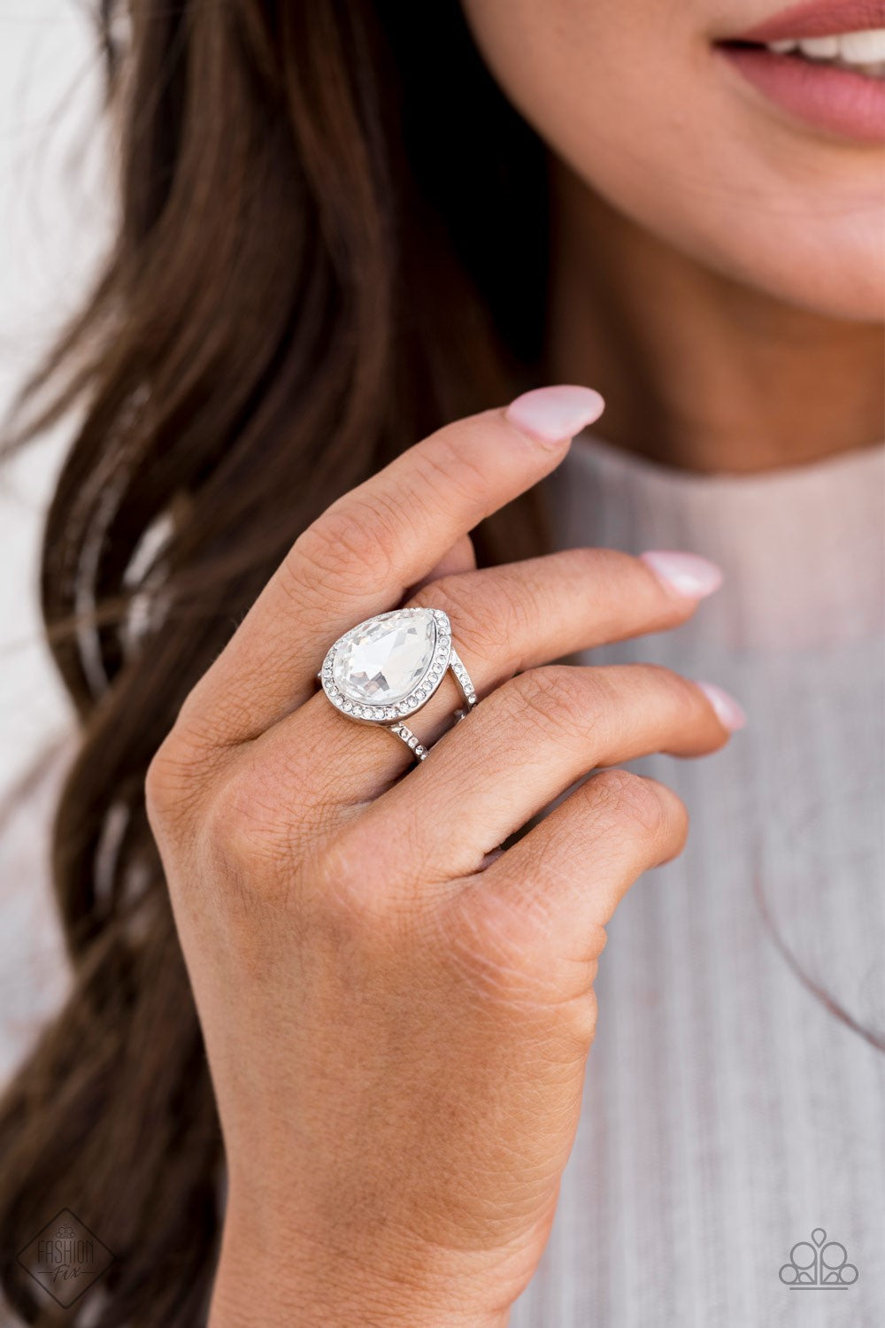 Paparazzi Ring ~ BLINGing Down The House - White