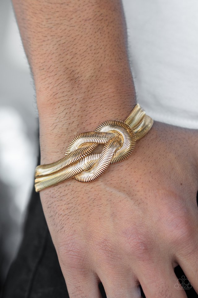 To The Max - Gold - Paparazzi Bracelet Image