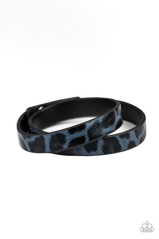 All GRRirl - Blue - Paparazzi Bracelet Image