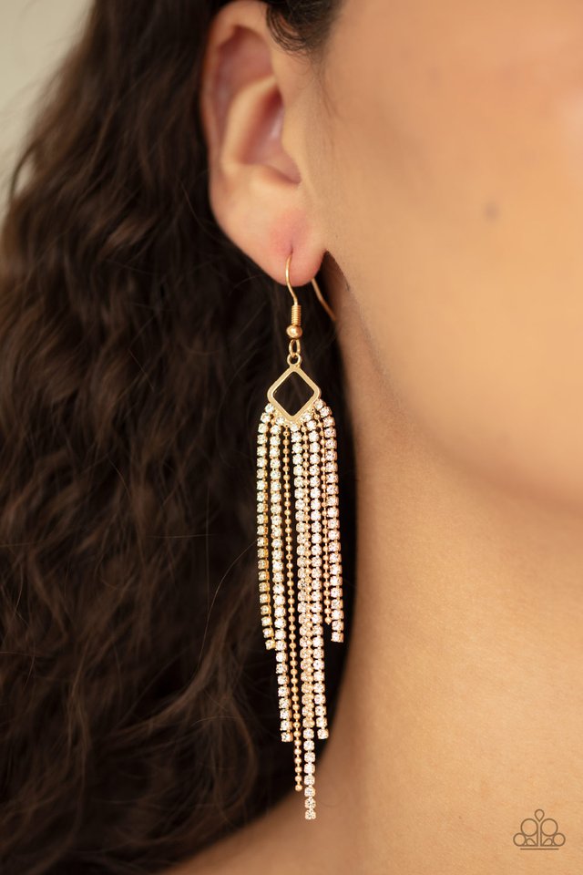 Singing in the REIGN - Gold - Paparazzi Earring Image