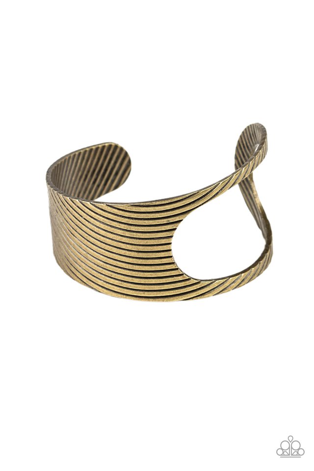 What GLEAMS Are Made Of - Brass - Paparazzi Bracelet Image
