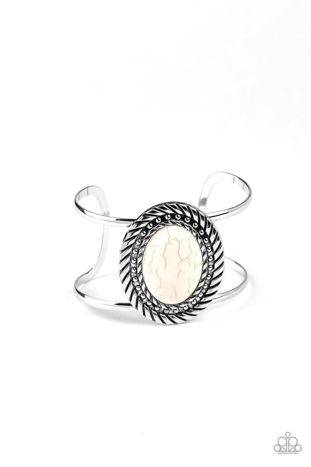 Desert Aura - White - Paparazzi Bracelet Image