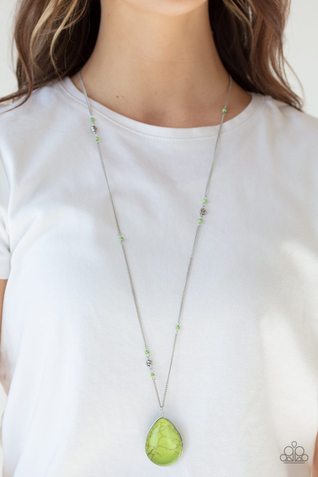 Desert Meadow - Green - Paparazzi Necklace Image