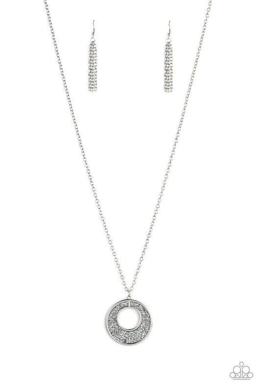 Glitzy Glow - Silver - Paparazzi Necklace Image
