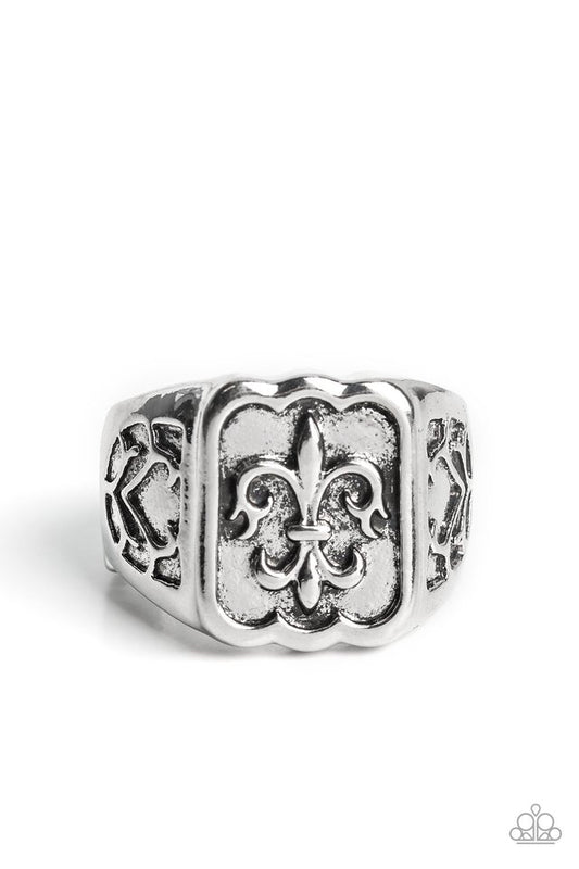 Fiercely Fleur-De-Lis - Silver - Paparazzi Ring Image