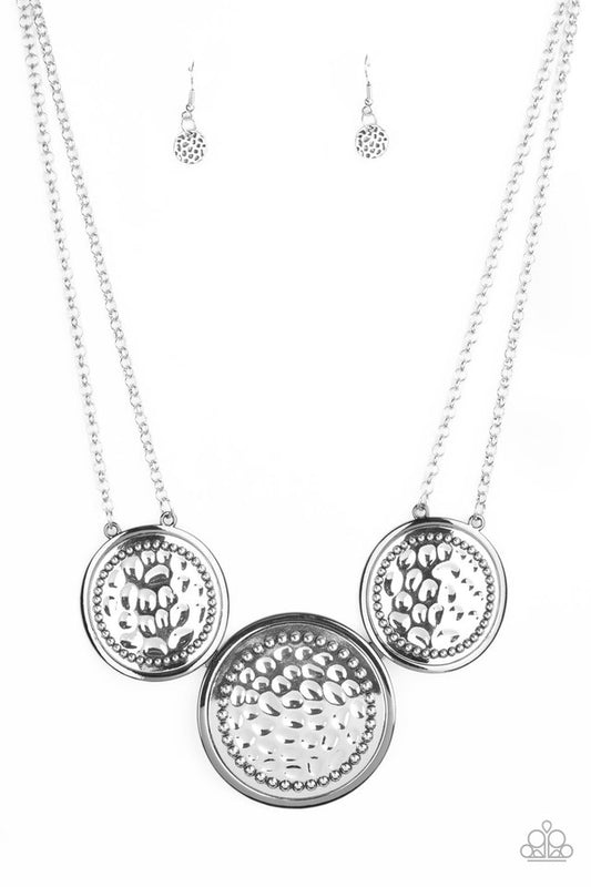 Gladiator Glam - Black - Paparazzi Necklace Image