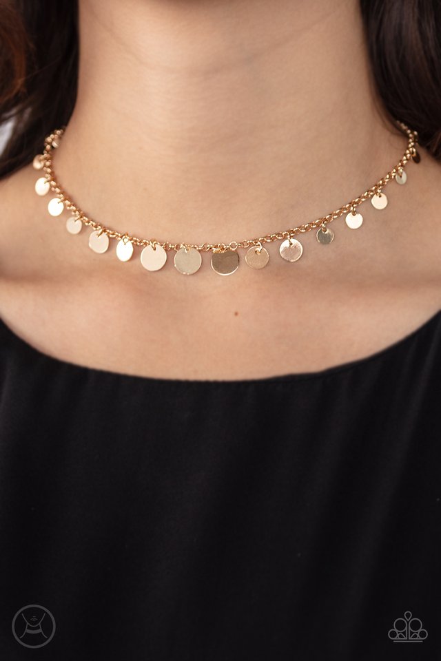 Minimal Magic - Gold - Paparazzi Necklace Image