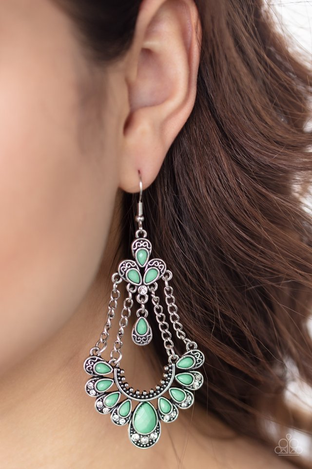 Unique Chic - Green - Paparazzi Earring Image