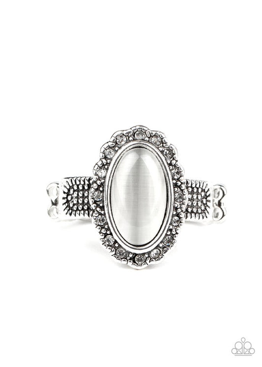 Fabulously Flawless - White - Paparazzi Ring Image