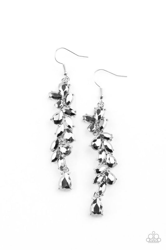 Unlimited Luster - Silver - Paparazzi Earring Image