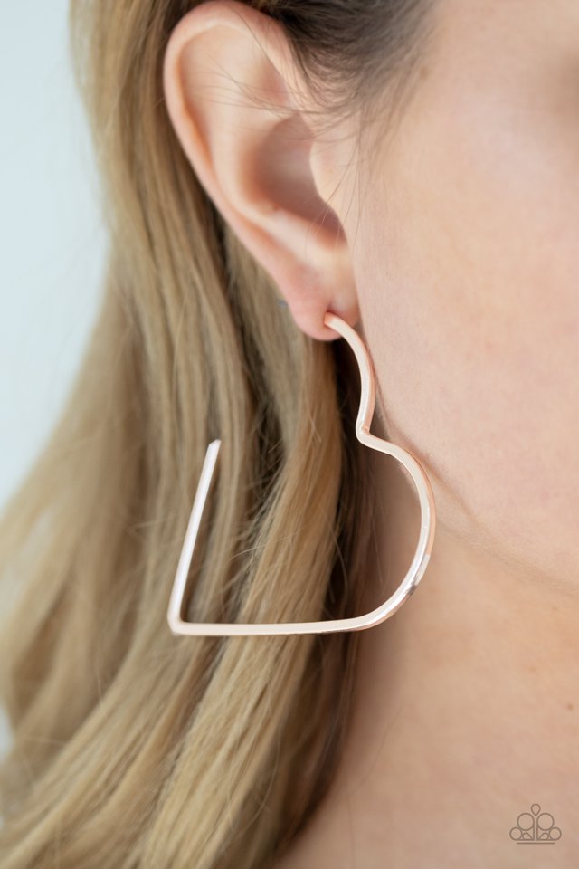 I HEART a Rumor - Rose Gold - Paparazzi Earring Image