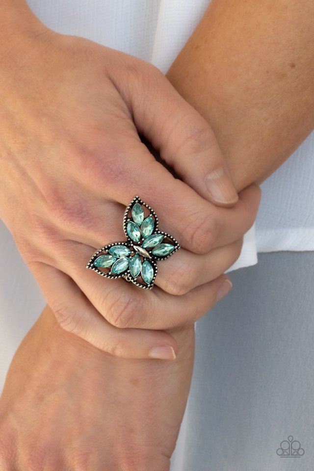 Fluttering Fashionista - Blue - Paparazzi Ring Image