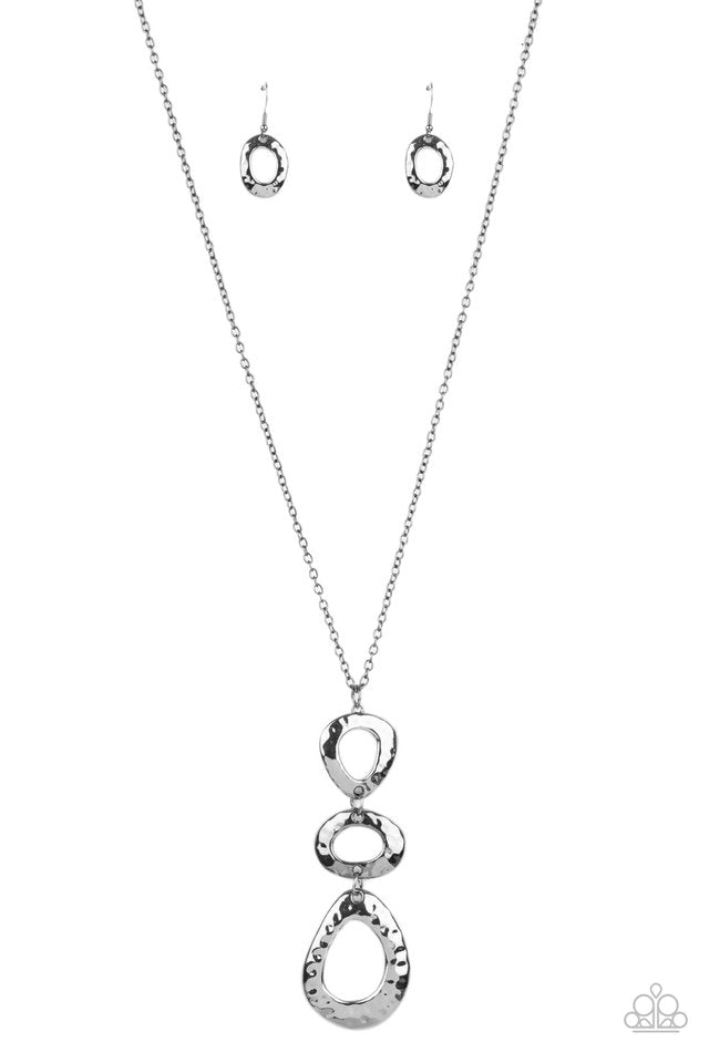 Gallery Artisan - Black - Paparazzi Necklace Image