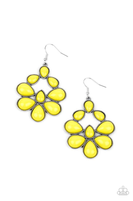 In Crowd Couture - Yellow - Paparazzi Earring Image