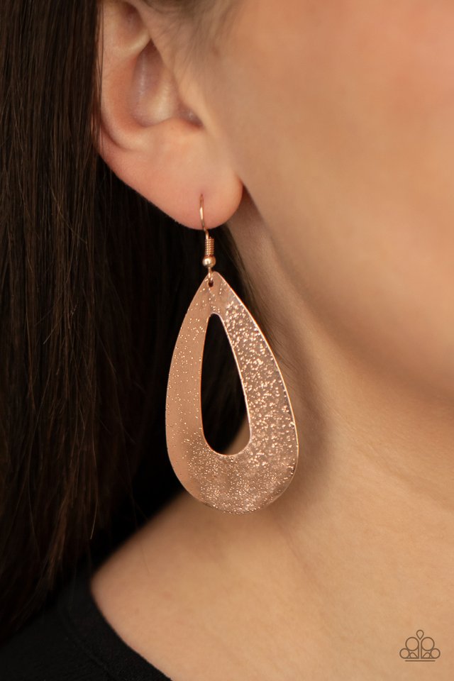 Hand It OVAL! - Rose Gold - Paparazzi Earring Image