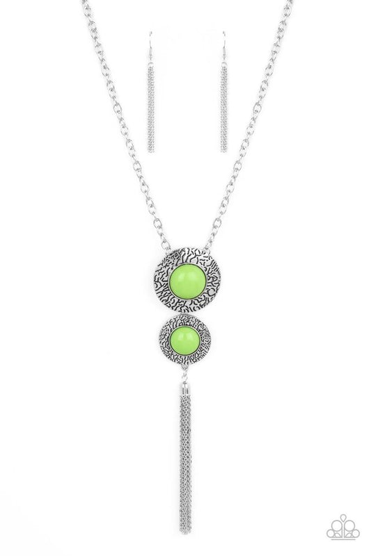 ​Abstract Artistry - Green - Paparazzi Necklace Image