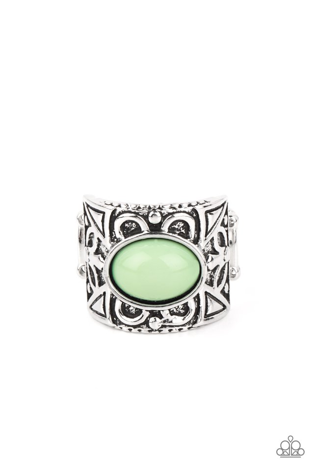 Bubbly Bonanza - Green - Paparazzi Ring Image