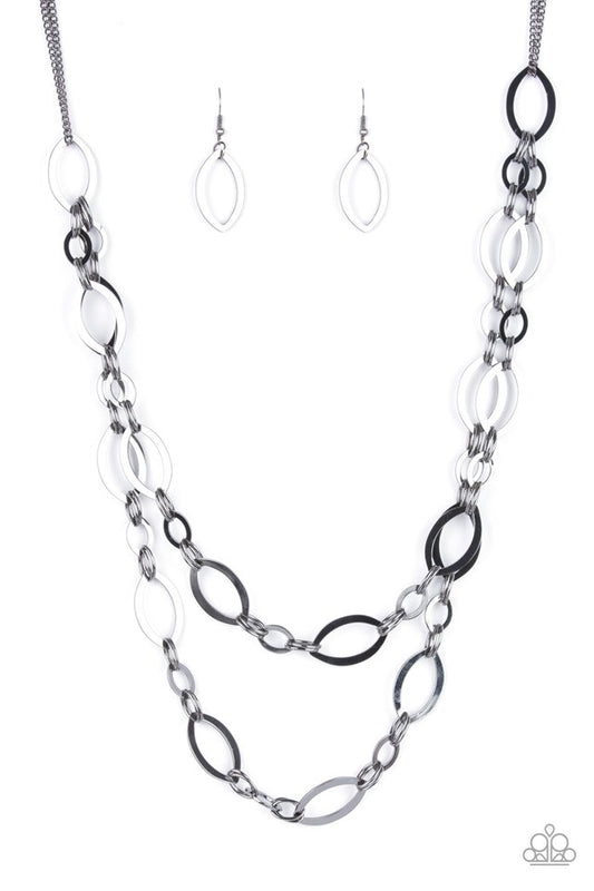 ​The OVAL-achiever - Black - Paparazzi Necklace Image