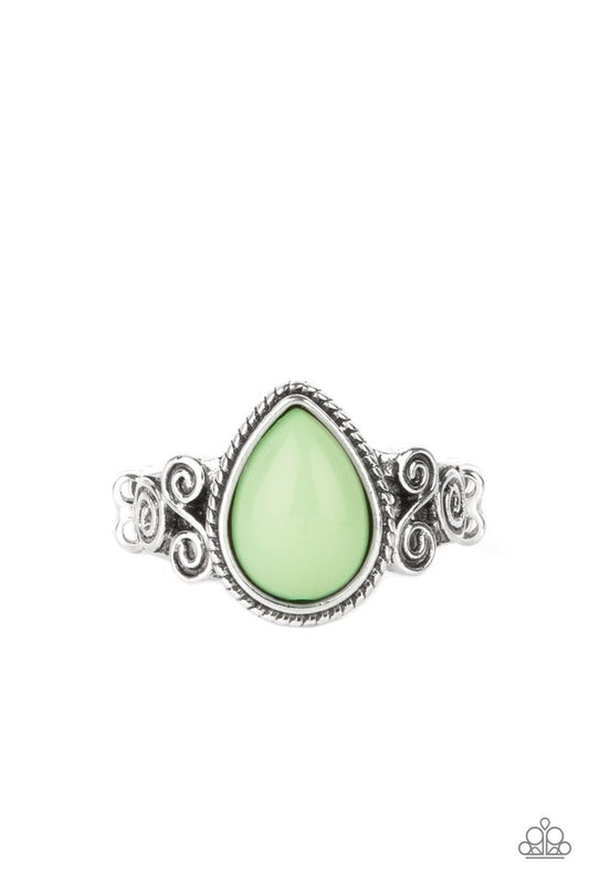 ​Dreamy Droplets - Green - Paparazzi Ring Image
